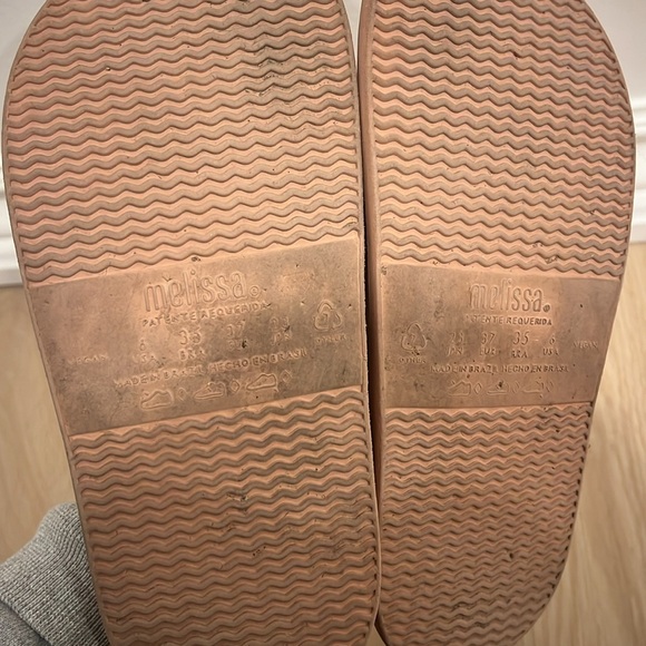 Melissa Slides - Picture 3 of 5